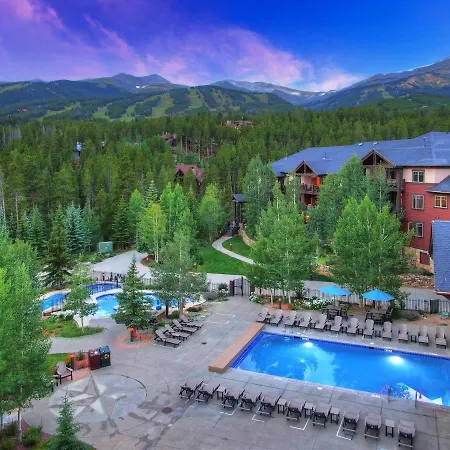 Grand Timber Lodge-3
